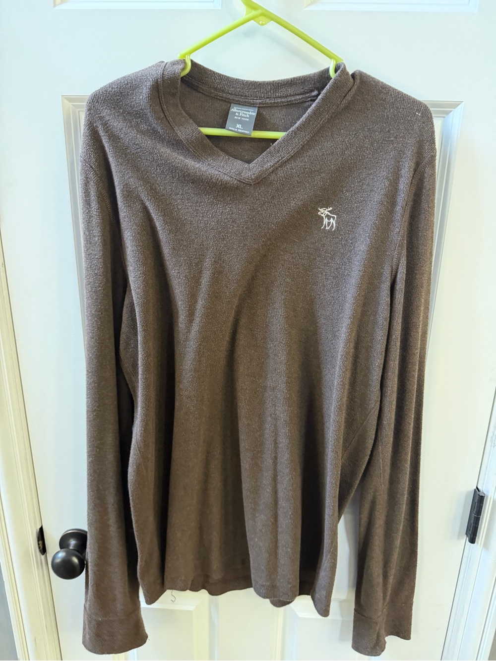 Abercrombie & Fitch Men's V-Neck Sweater in Brown with White Logo